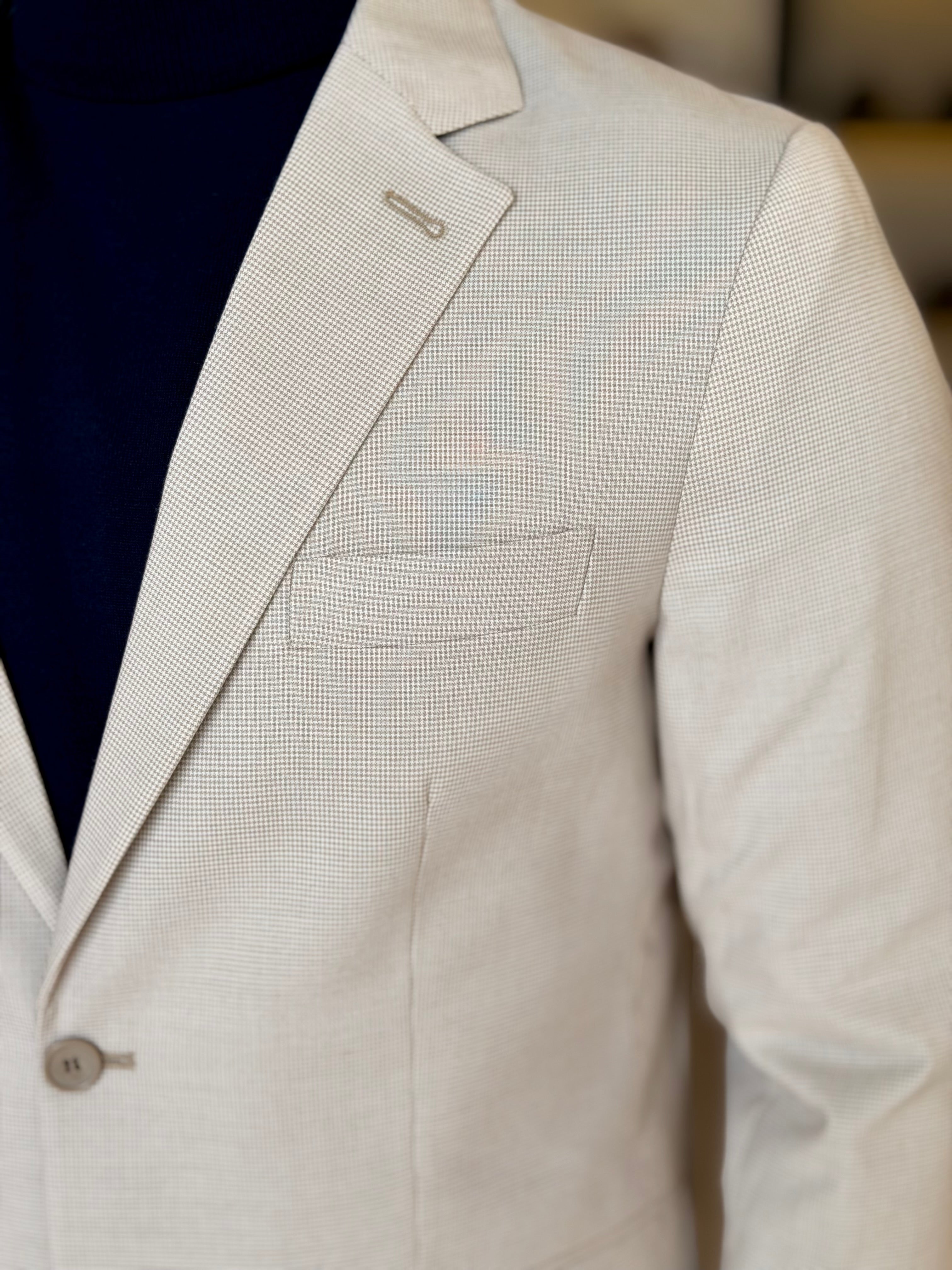 Houndstooth Tailored Blazer - Beige