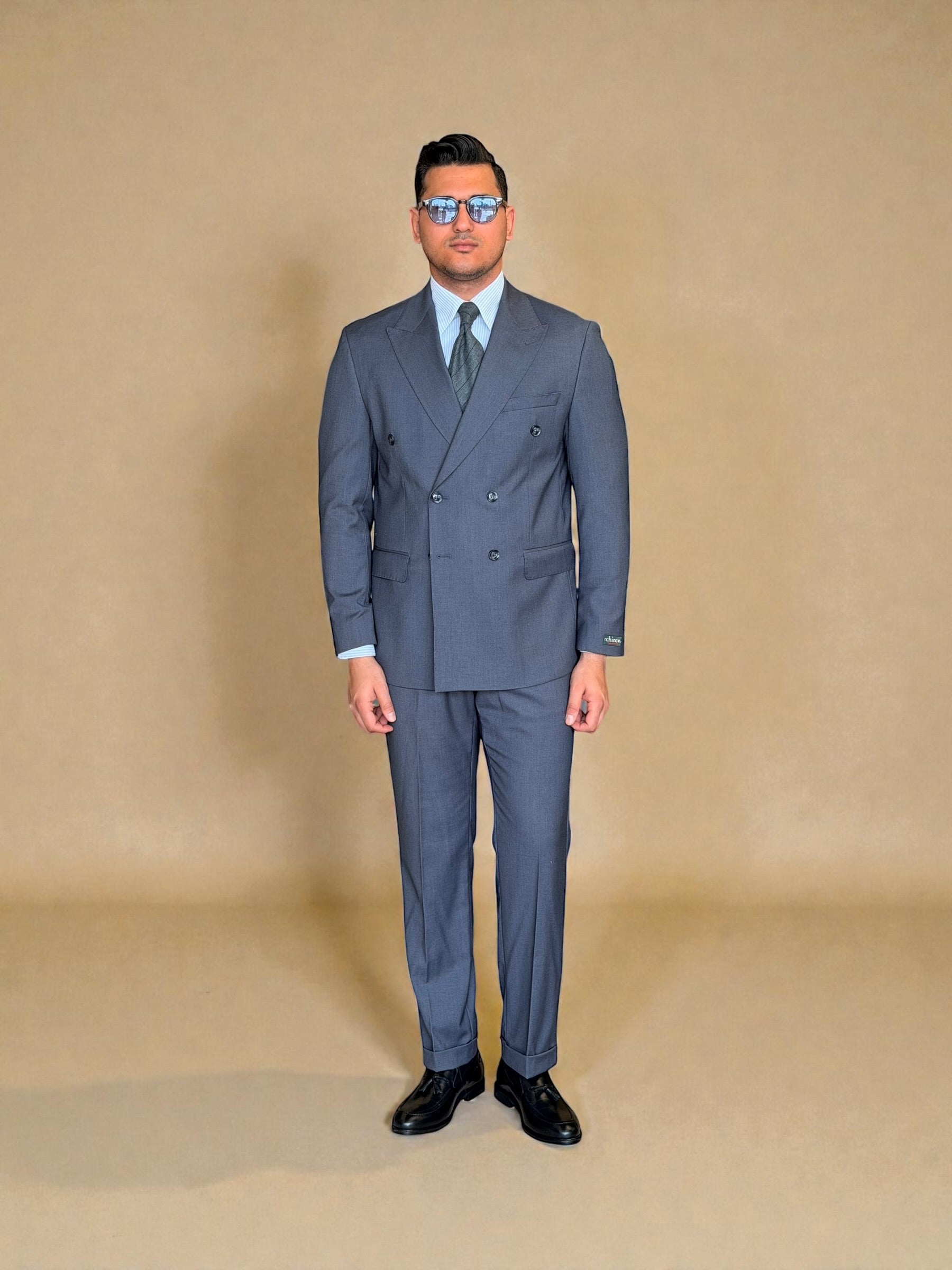 Double breasted suit - Gray