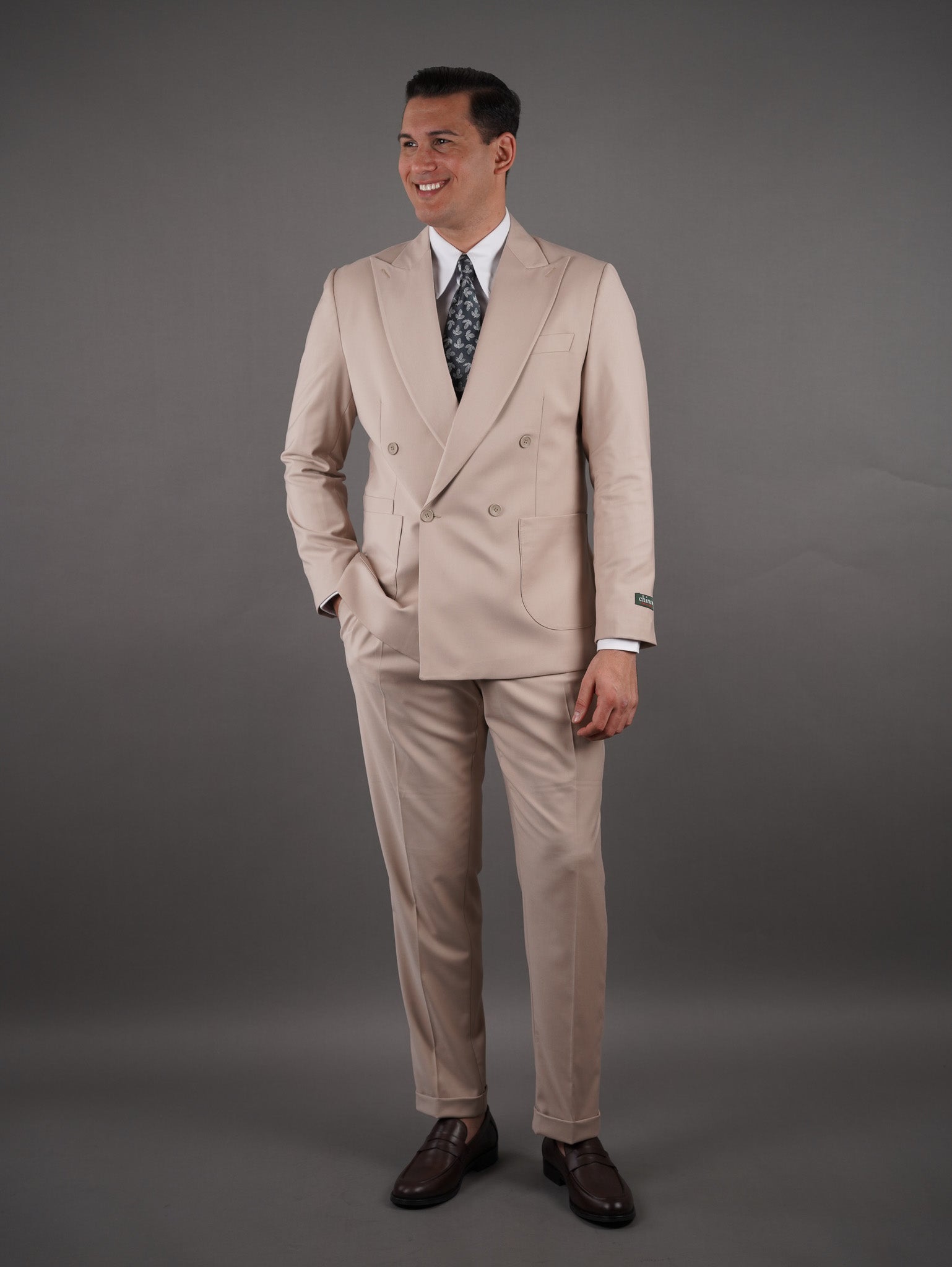 Four-Button Double-Breasted suit - beige