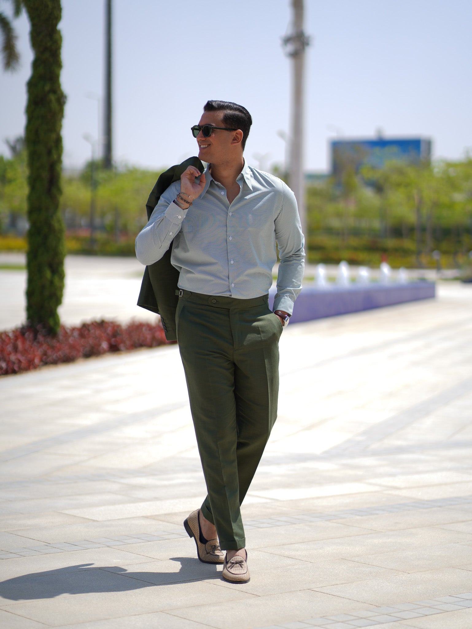Pure linen double breasted suit - olive