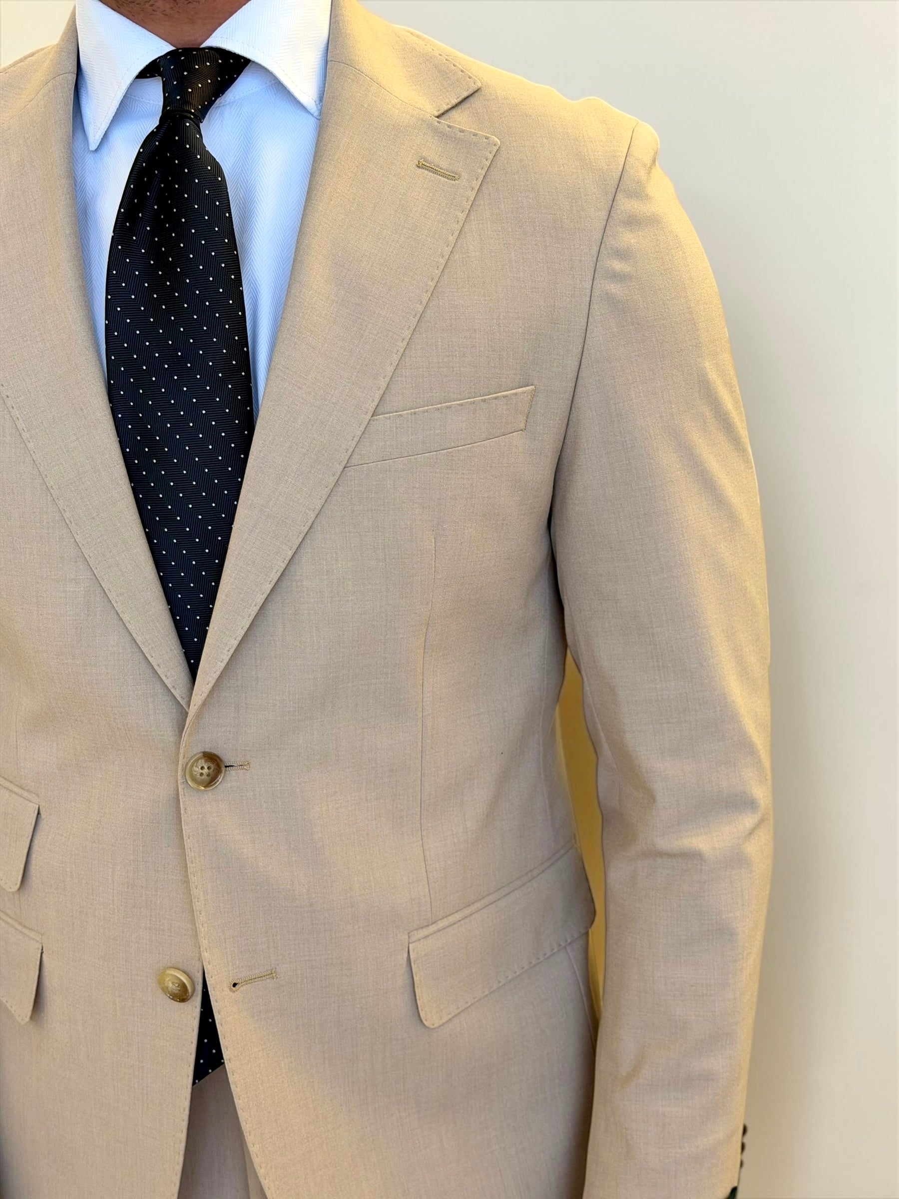 Notch two pocket suit - Beige