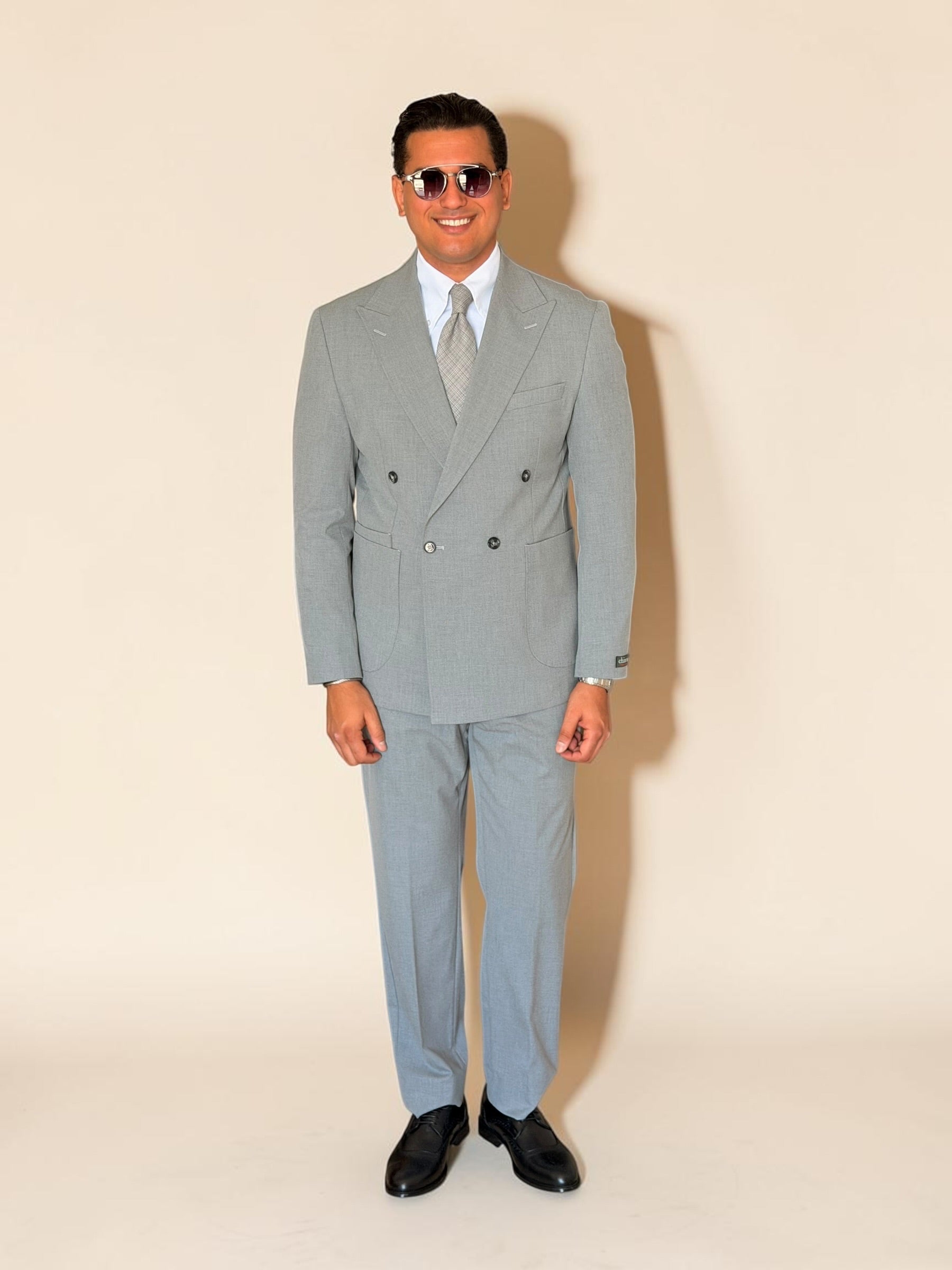 Double breasted 4 button suit - Gray