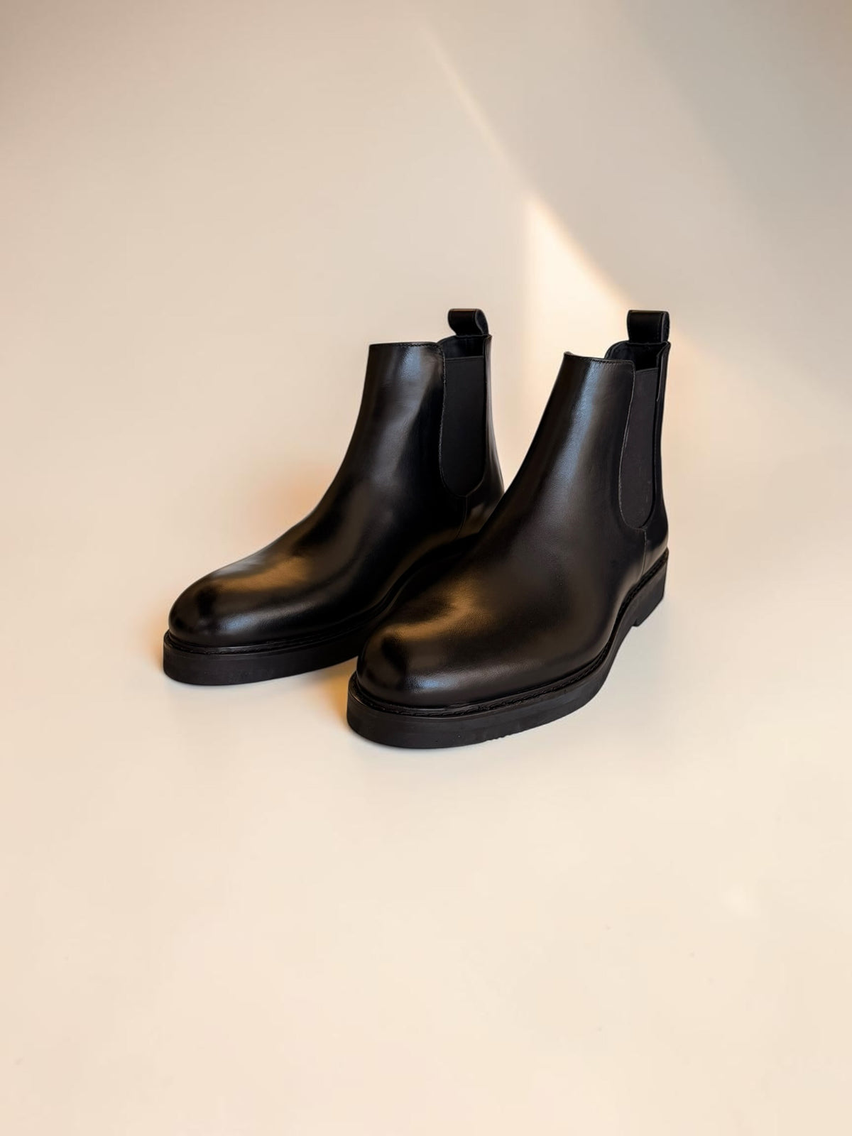 Chelsea boots-Black