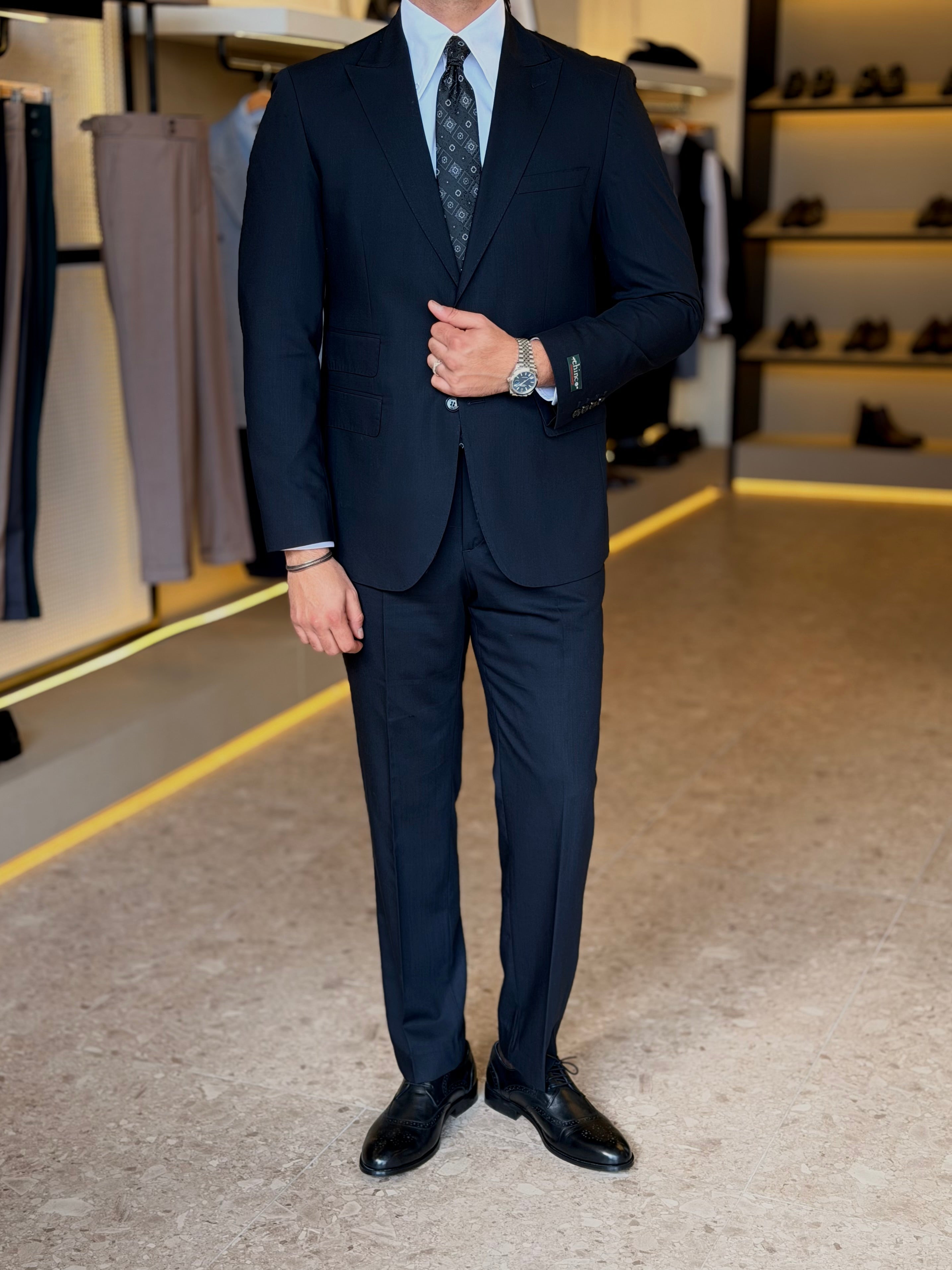 100% Wool two pockets suit - Black