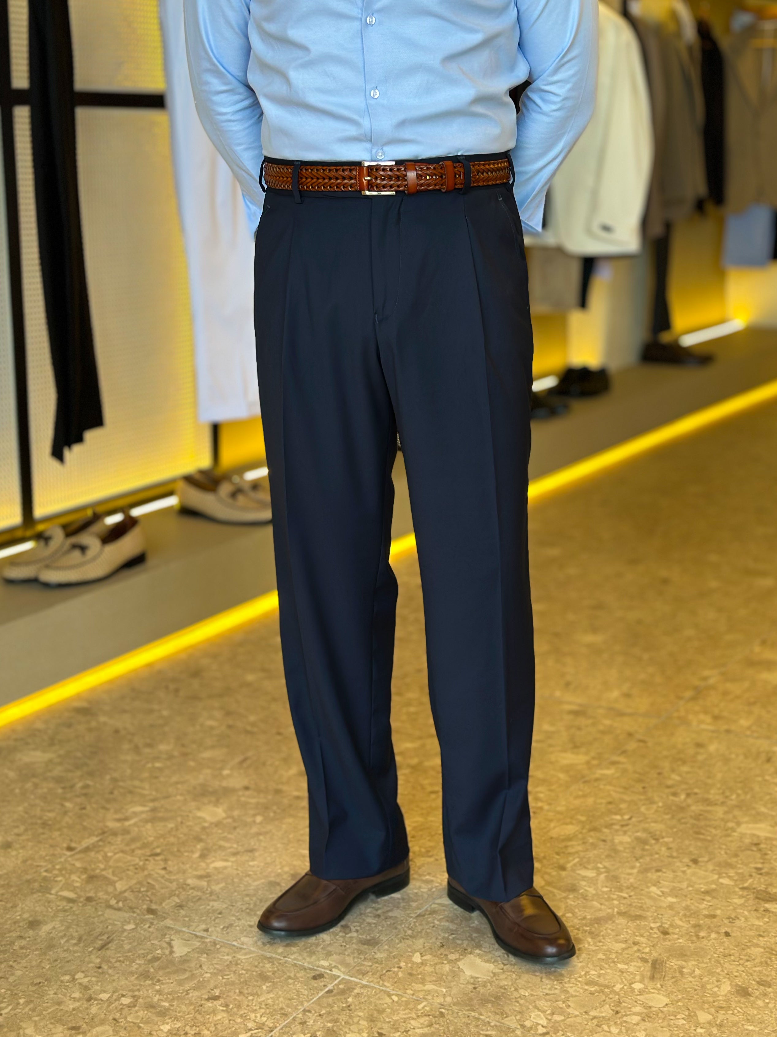 Relaxed fit trousers - Navy