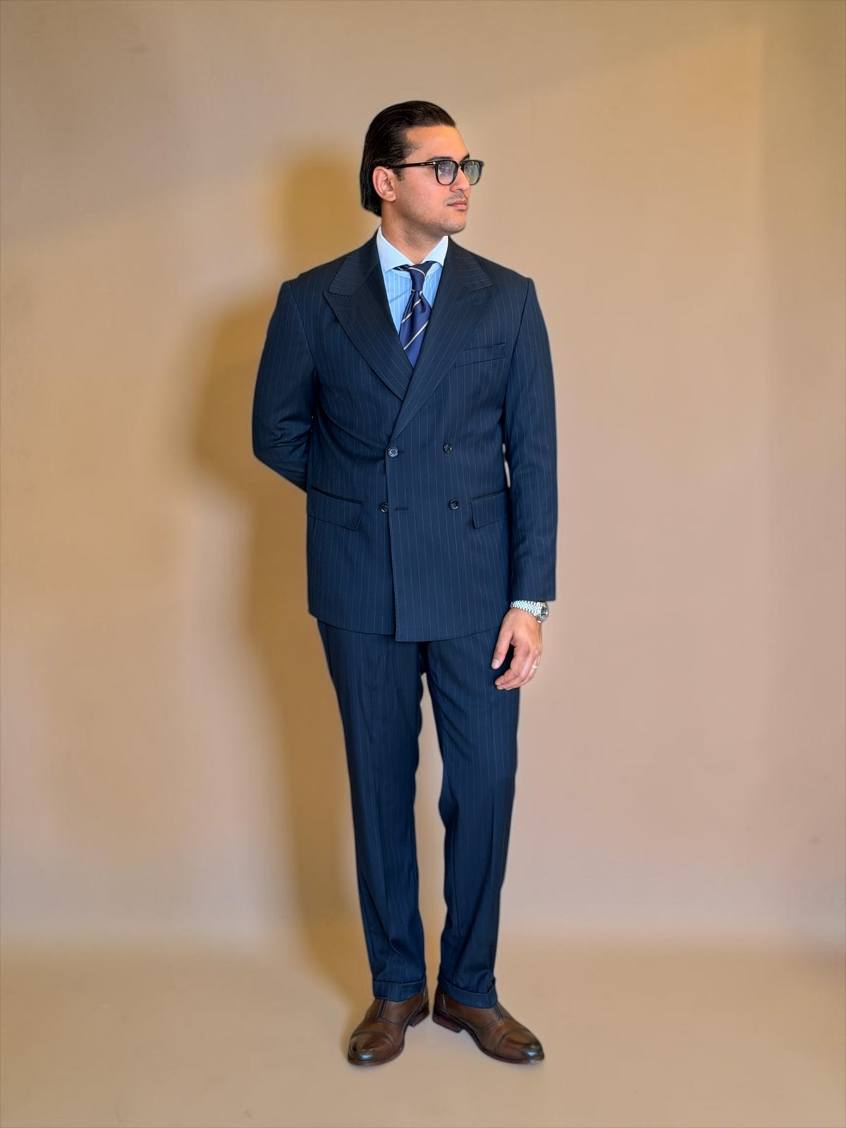 Pinstripe Double-Breasted suit - Navy