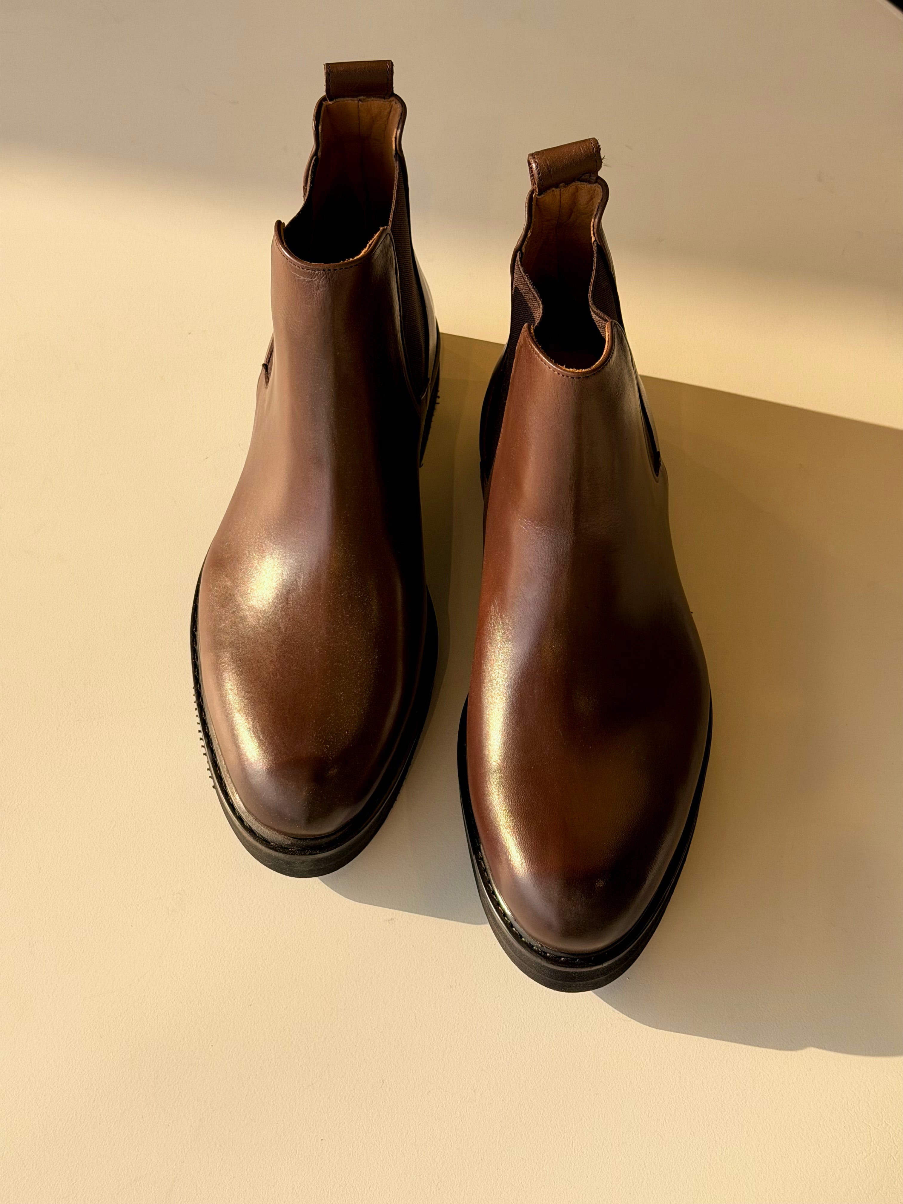 Chelsea boots-Brown