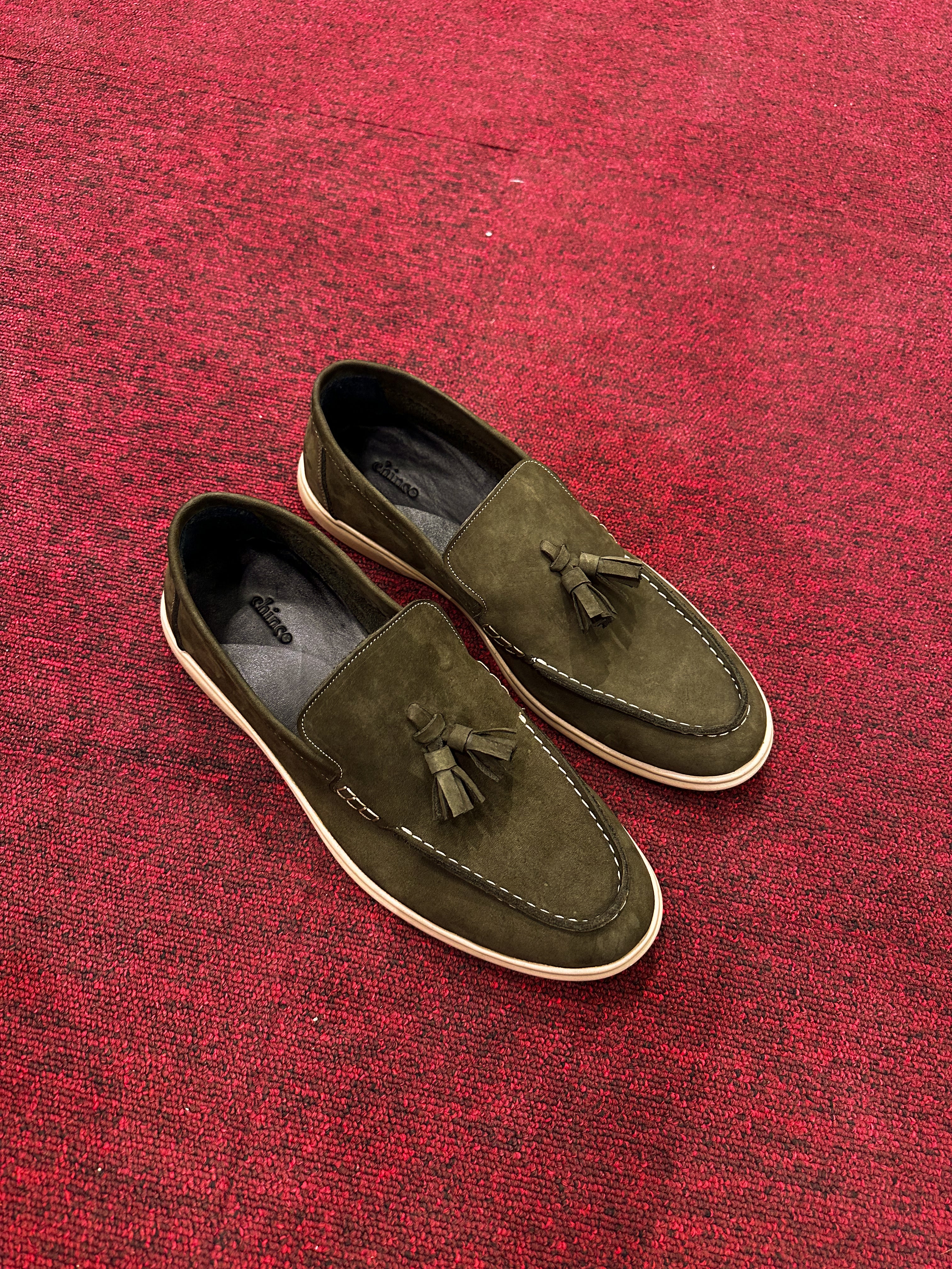 Tassels Suede loafers -olive