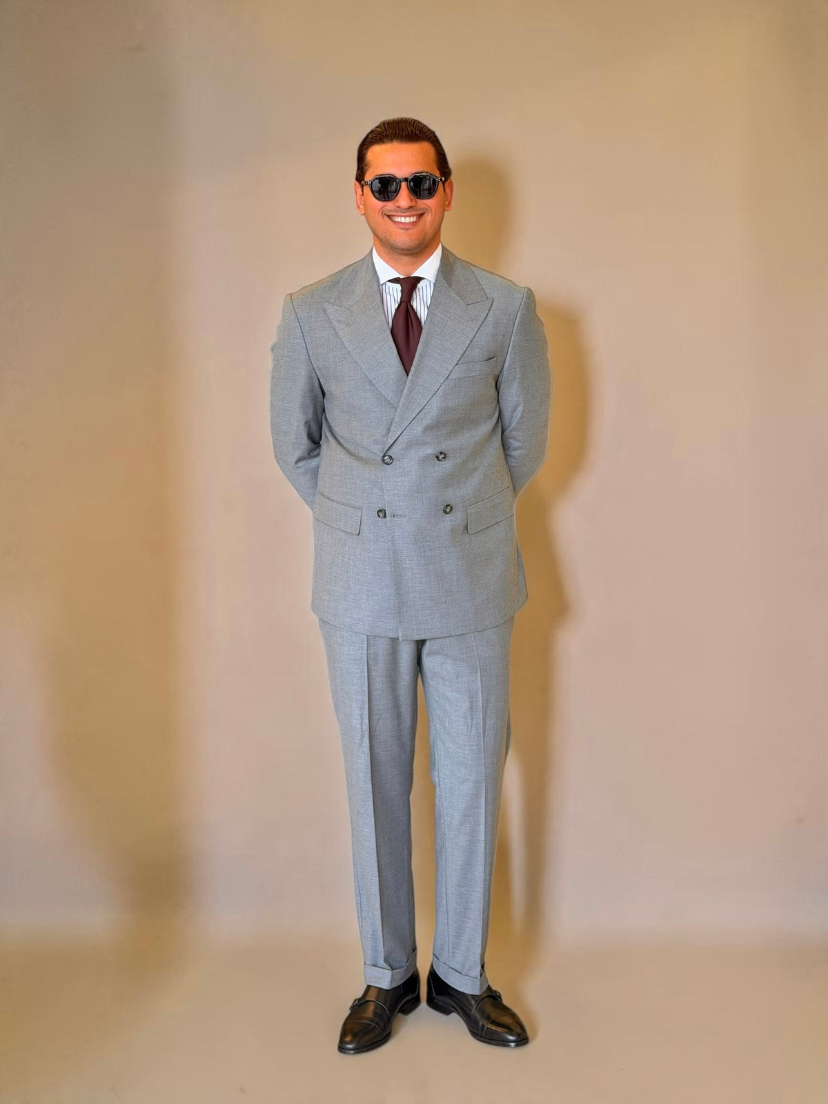 Pinstripe Double-Breasted suit - Gray