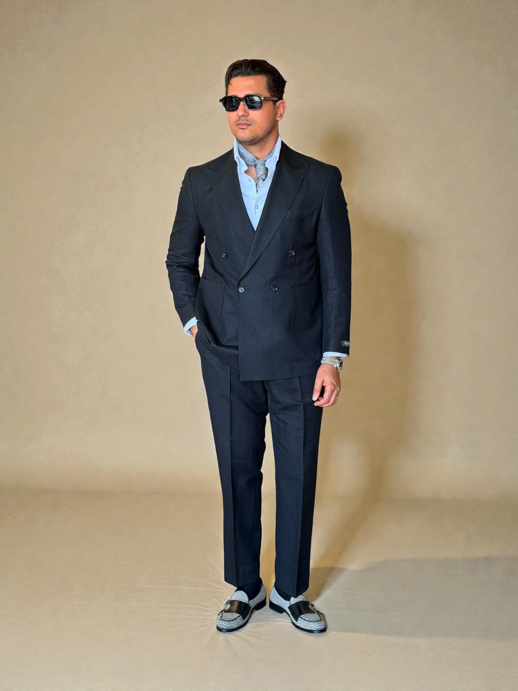 Pure linen Four button double breasted suit - Black