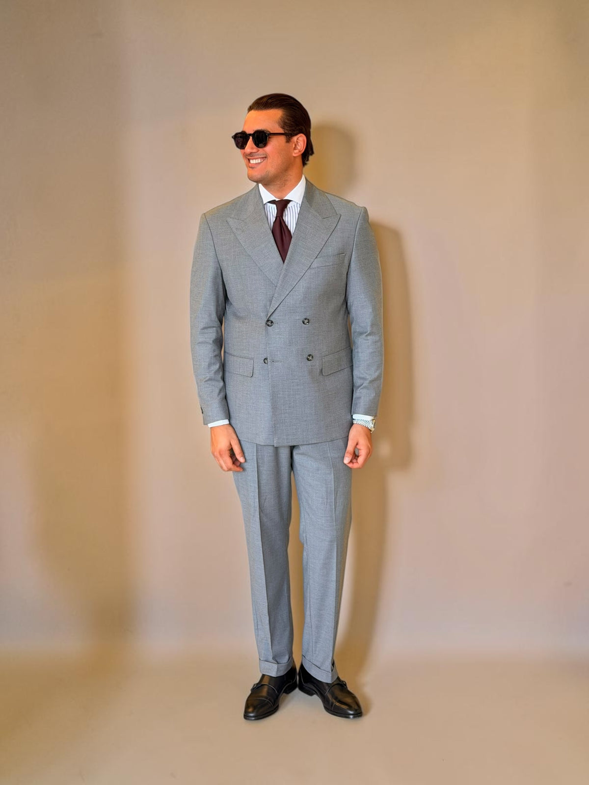 Pinstripe Double-Breasted suit - Gray