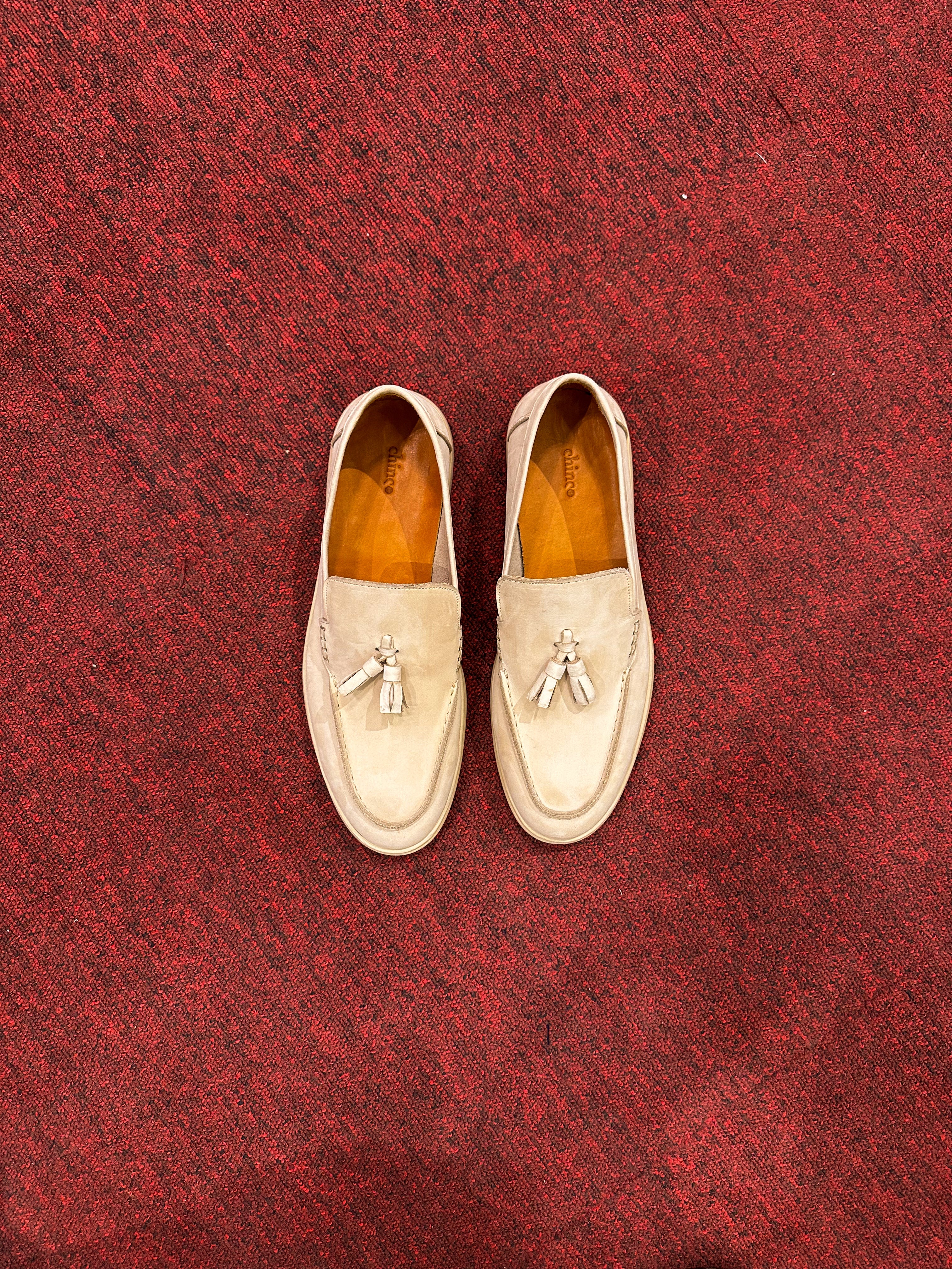 Tassels Suede loafers -beige