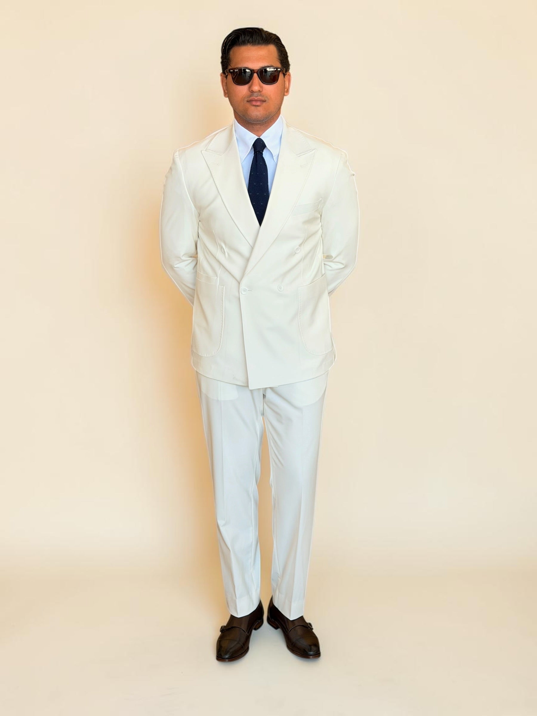 Double breasted 4 button suit - Off white