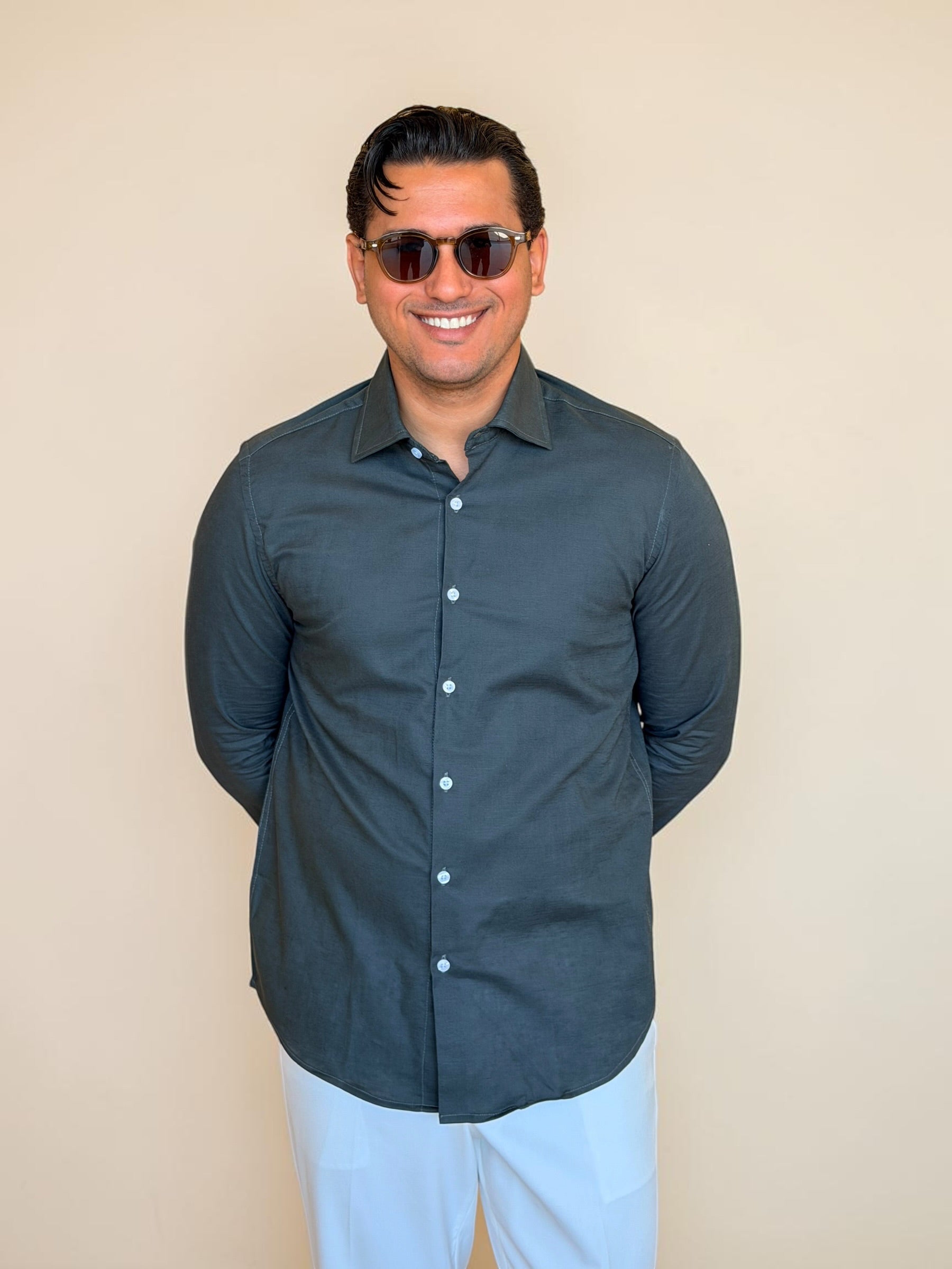 Spread collar pure linen chemise - Olive