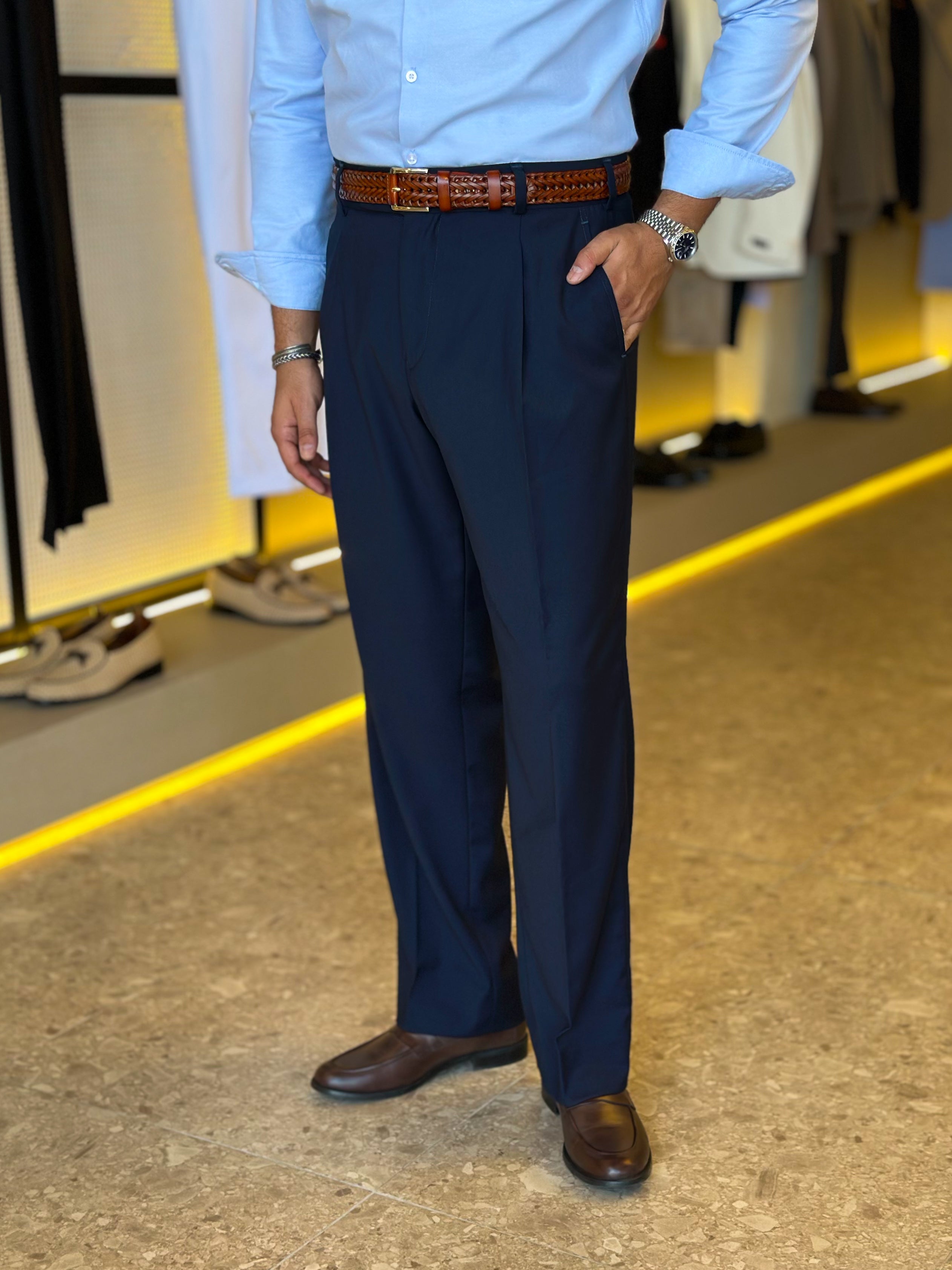 Relaxed fit trousers - Navy