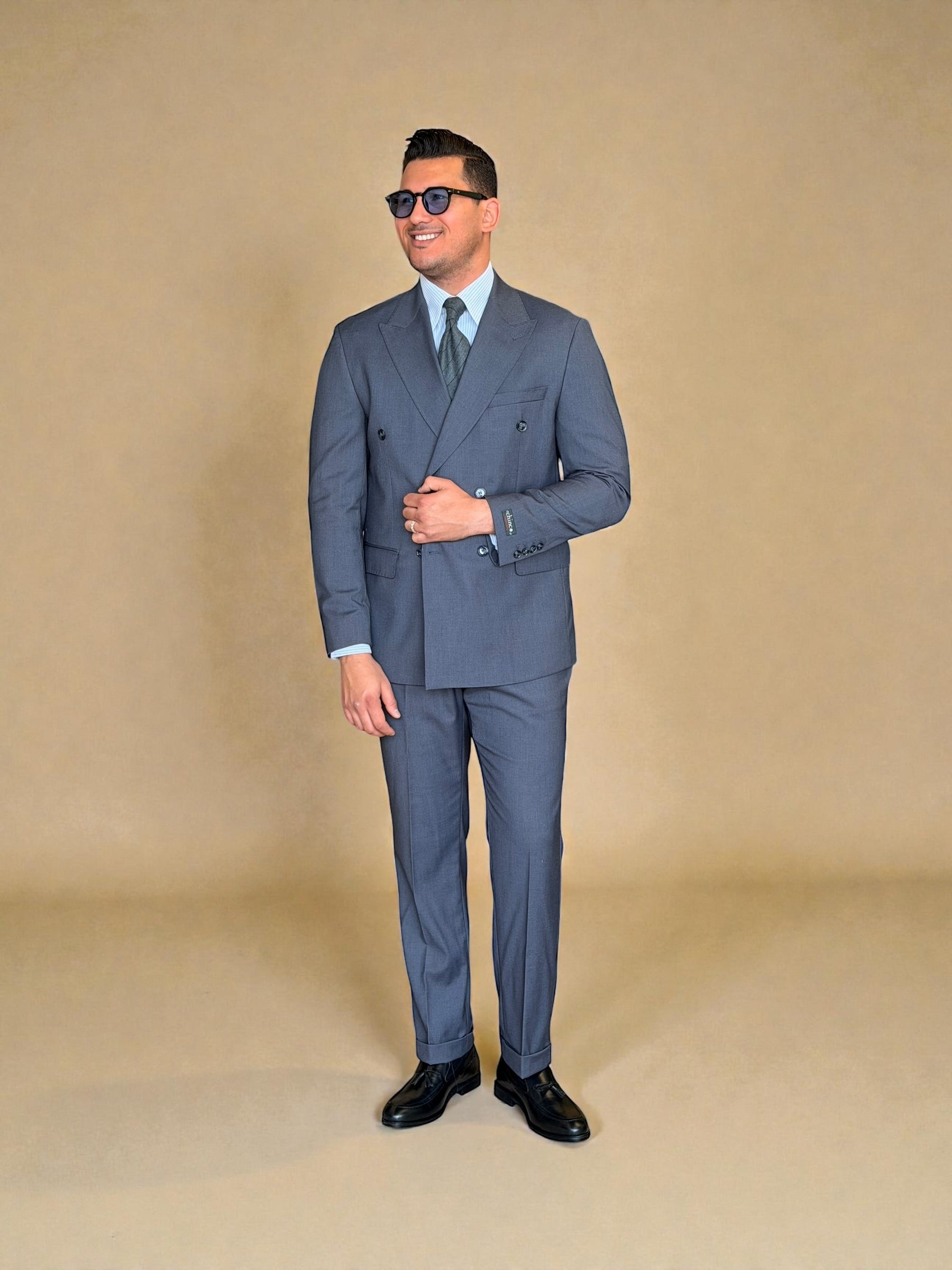 Double breasted suit - Gray